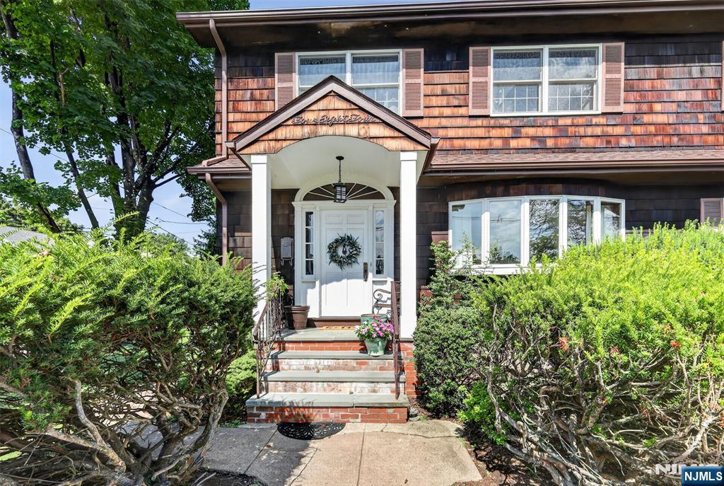 484 Godwin Avenue - Photo 3