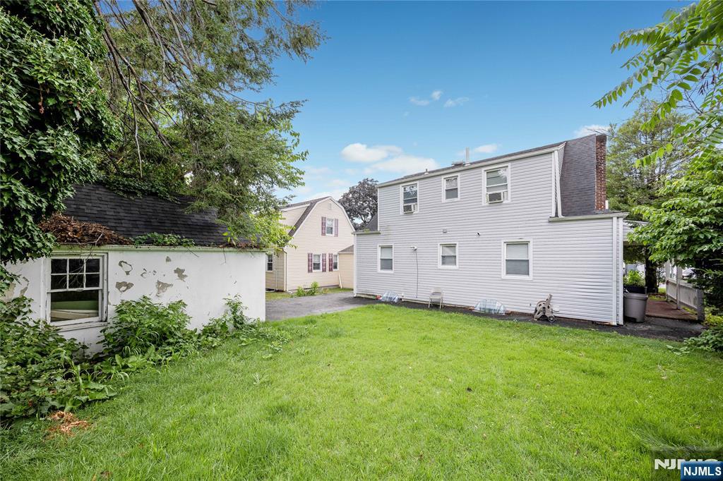 1 Garden Court