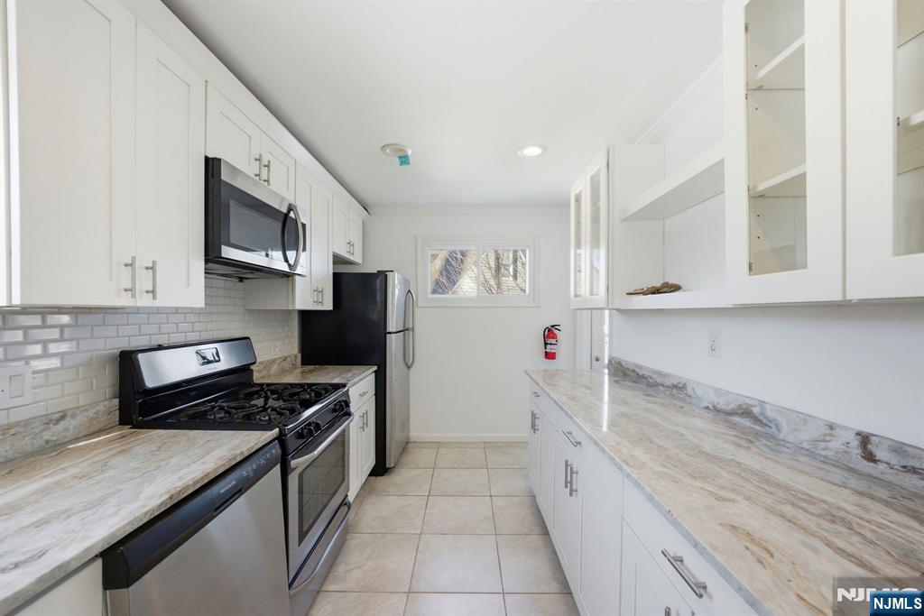125 Tunison Road - Photo 4