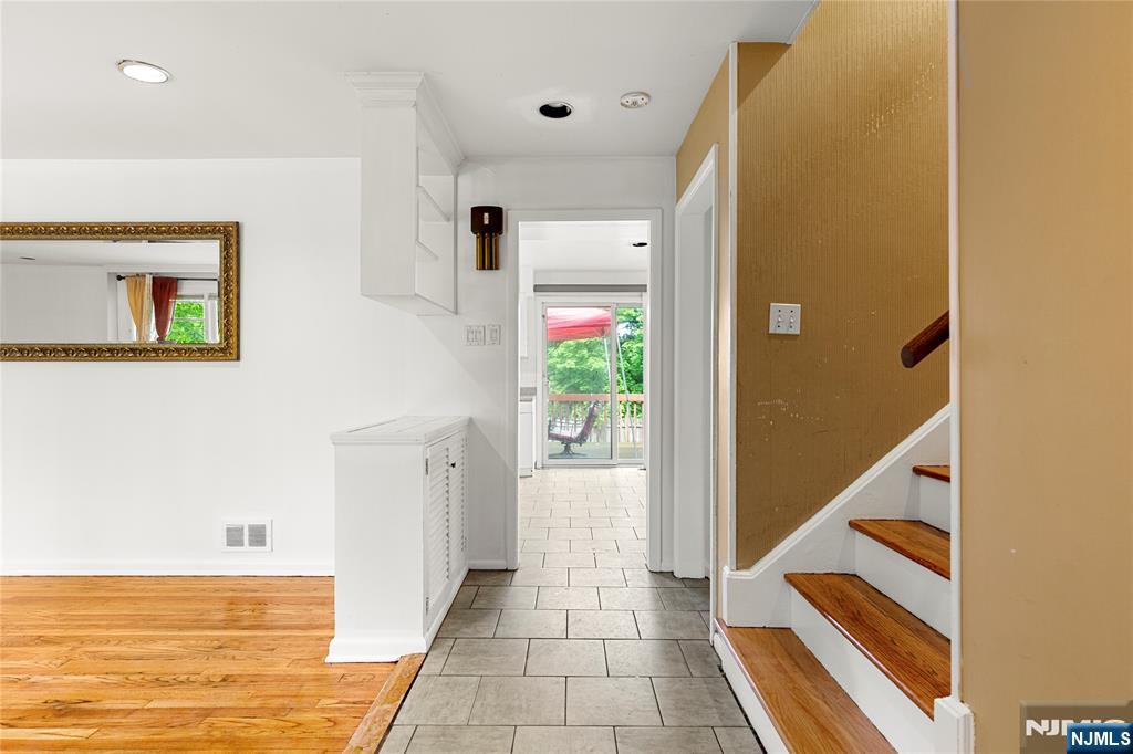 29 Devonshire Terrace - Photo 4