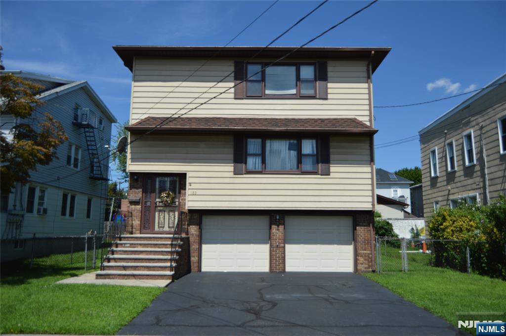 153 Berger Street - Photo 1