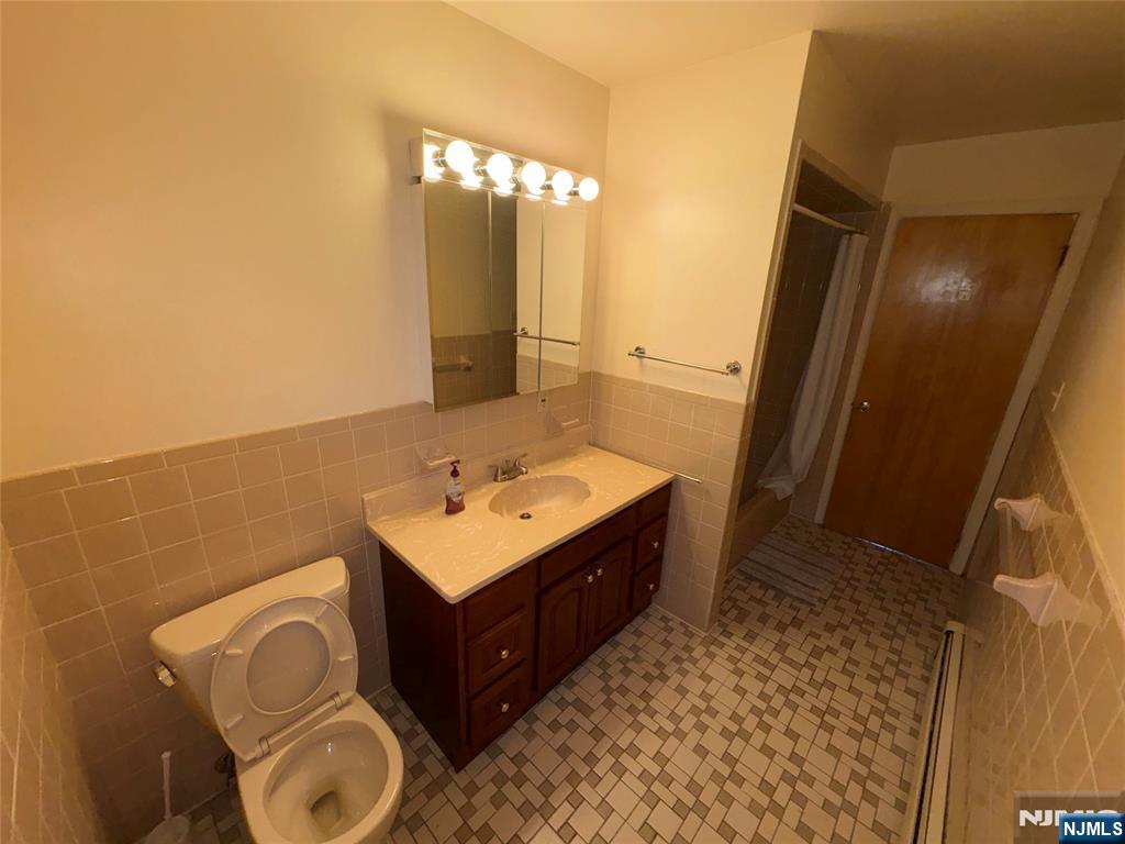 153 Berger Street - Photo 4