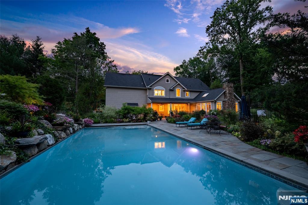 631 Sargent Road - Photo 2