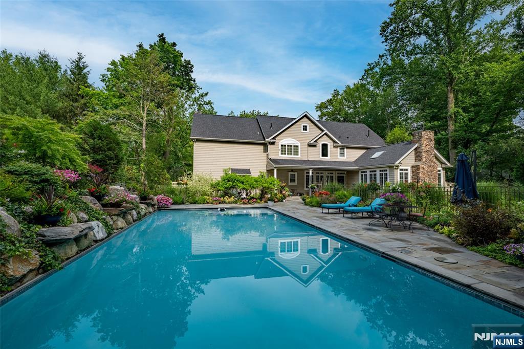 631 Sargent Road