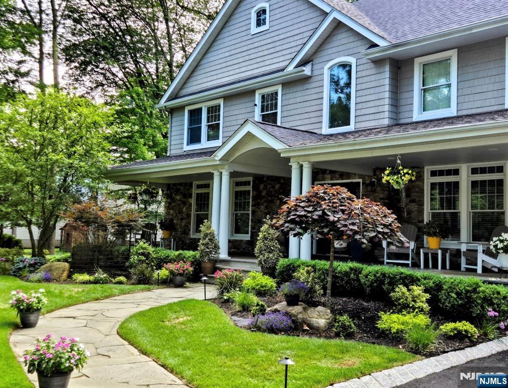 631 Sargent Road