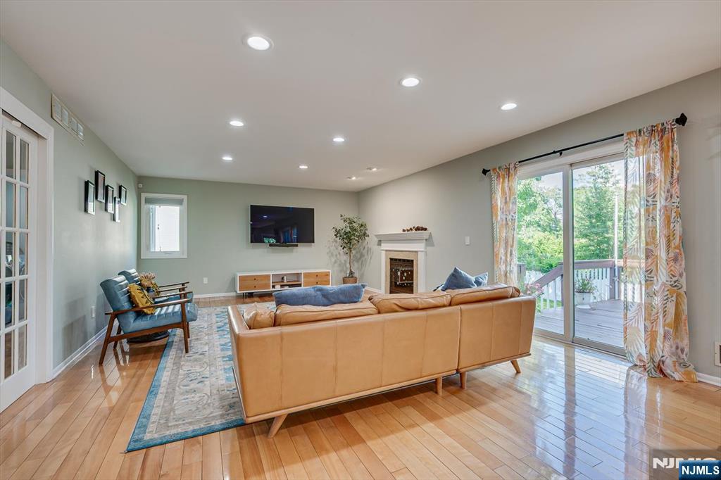 76 Revere Boulevard