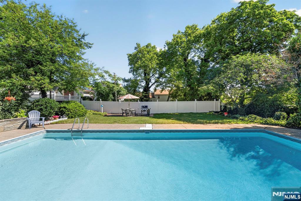 105 Mountainview Drive