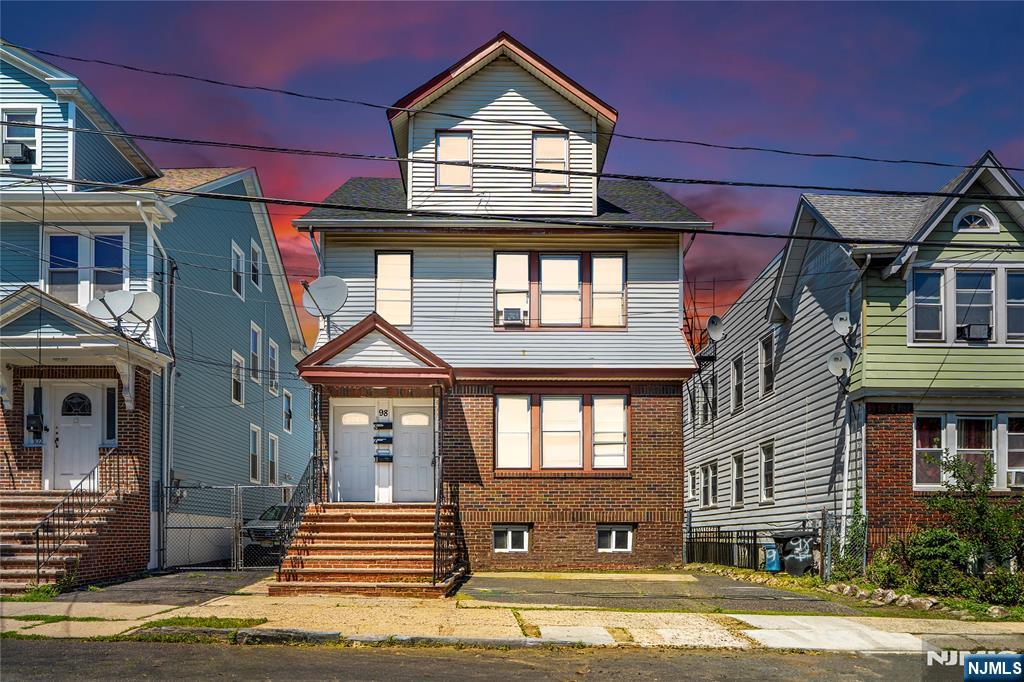 98 Delmar Place - Photo 2
