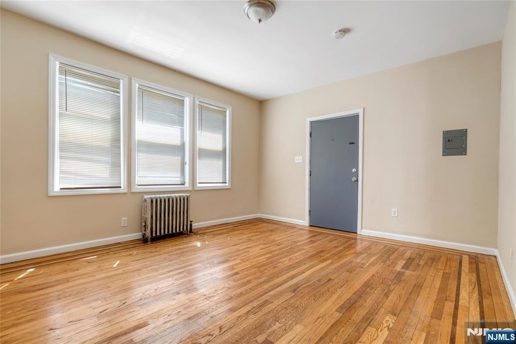 98 Delmar Place