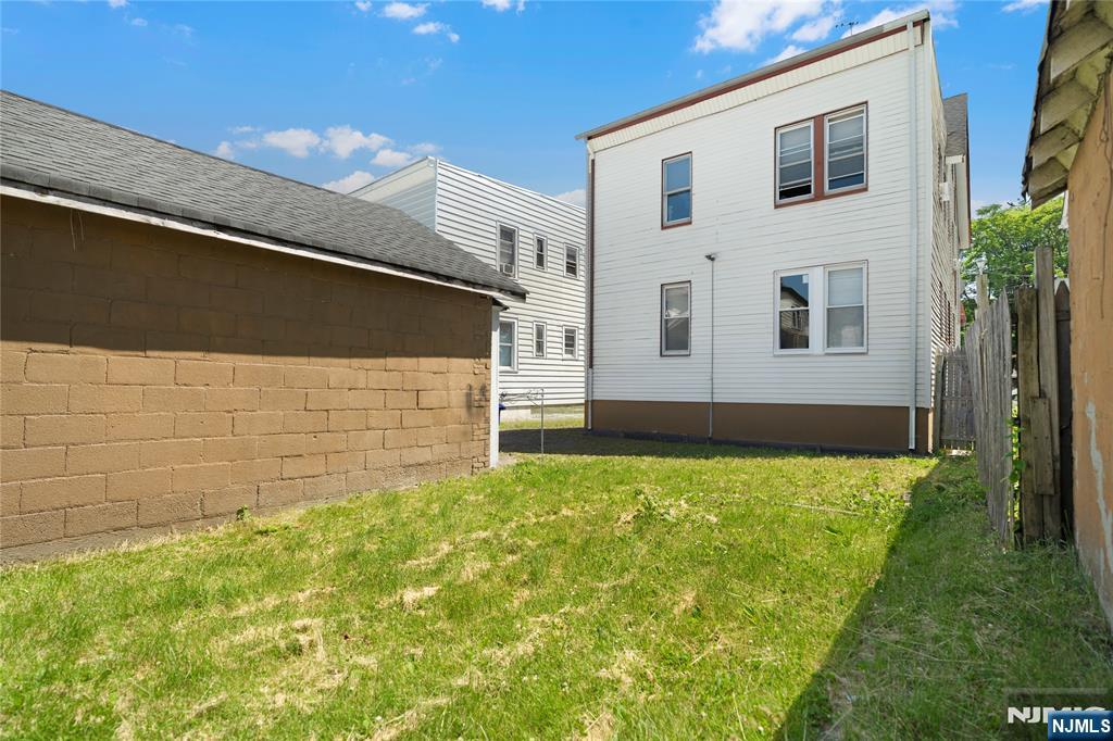 98 Delmar Place - Photo 4