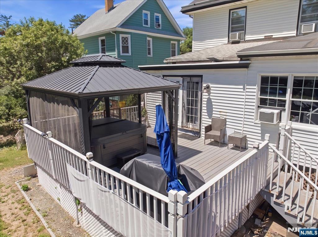 158 Slocum Avenue