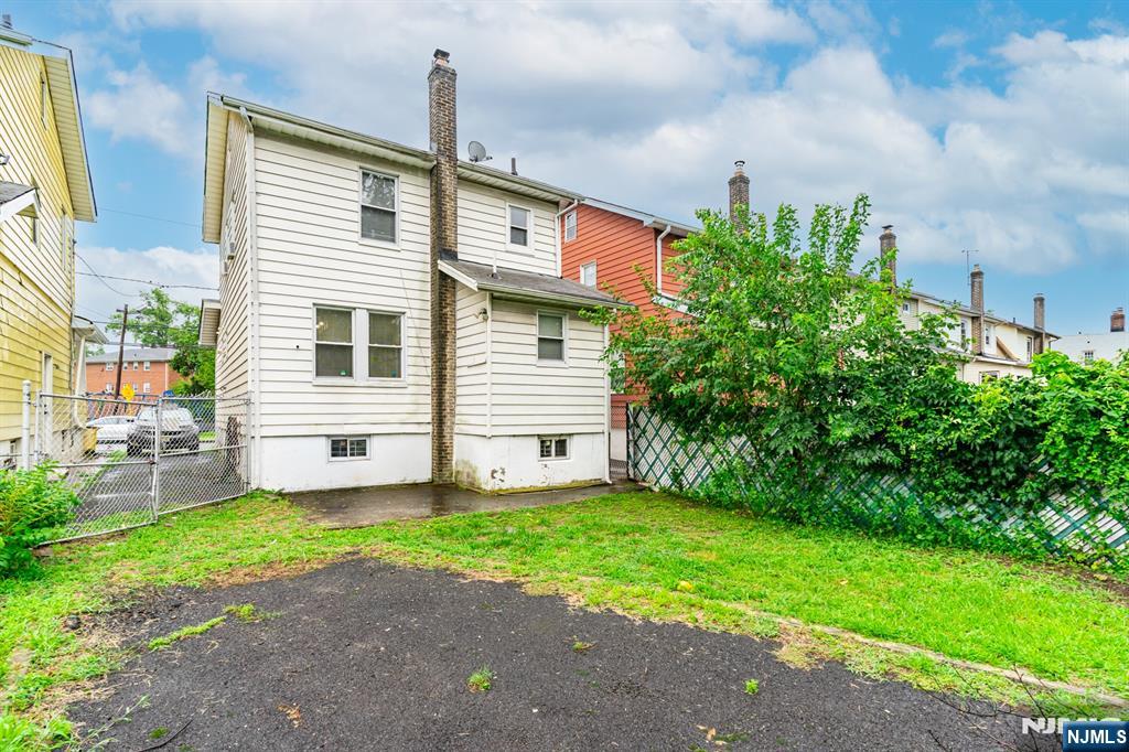 27 Philip Place