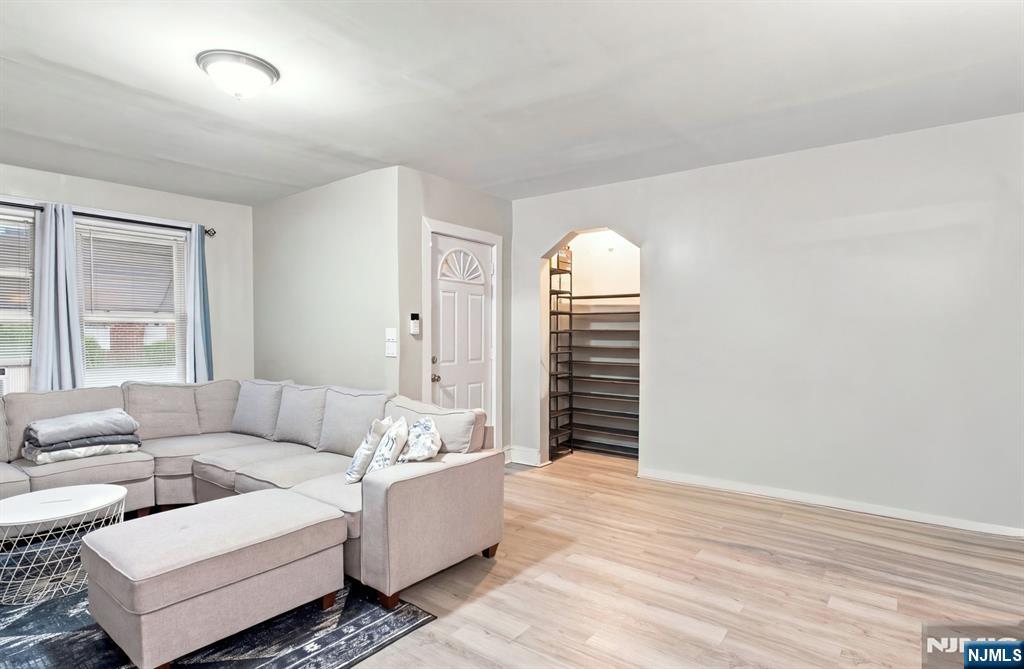 27 Philip Place