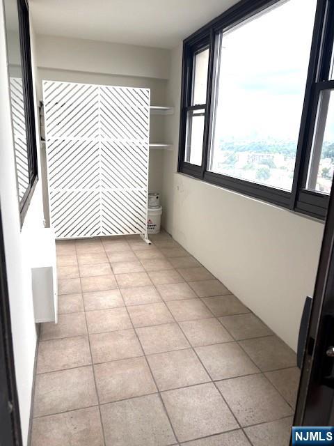 250 Gorge Rd #28E, Cliffside Park, NJ 07010