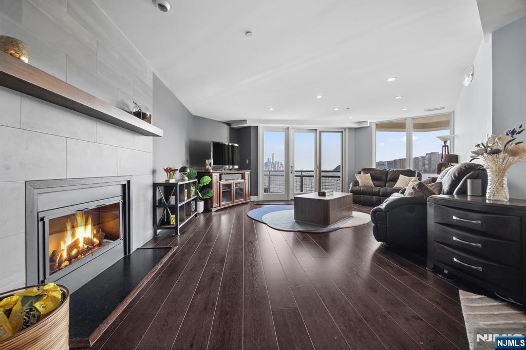 600 Harbor Boulevard 771 - Photo 1