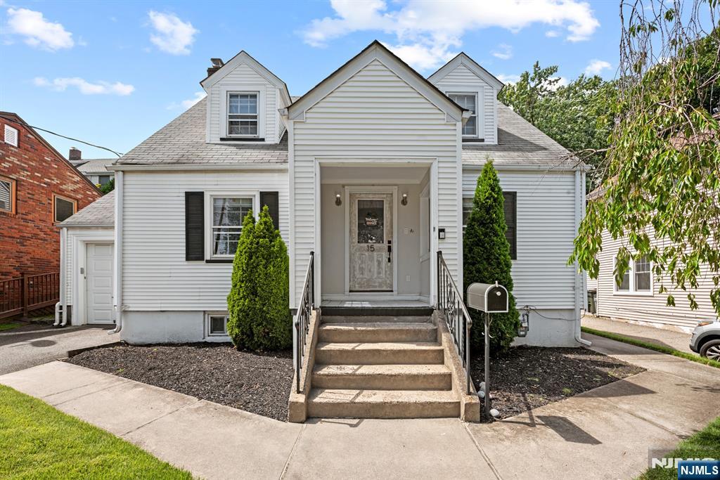 15 Edison Avenue - Photo 2