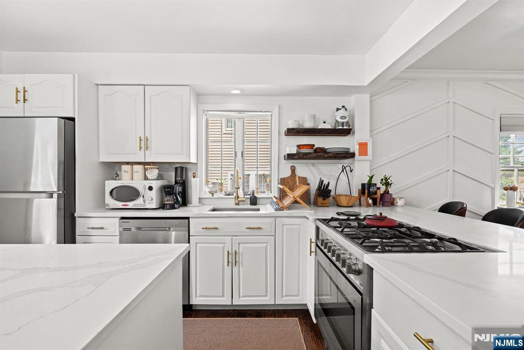 15 Edison Avenue