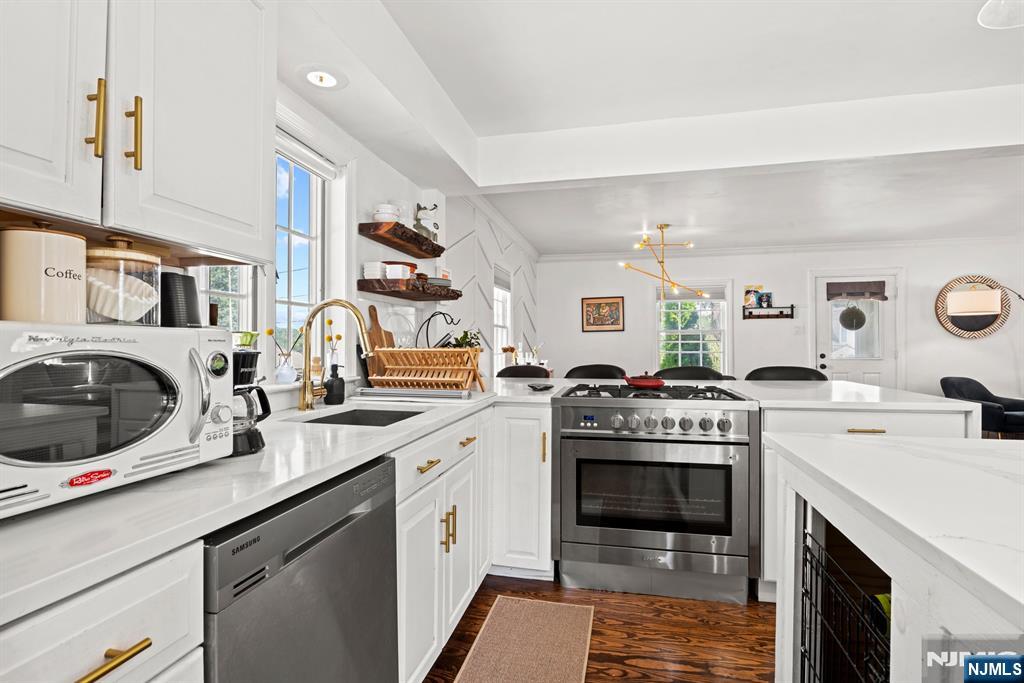 15 Edison Avenue