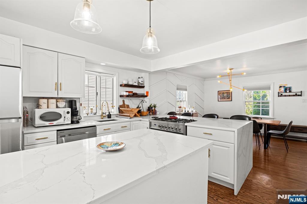 15 Edison Avenue