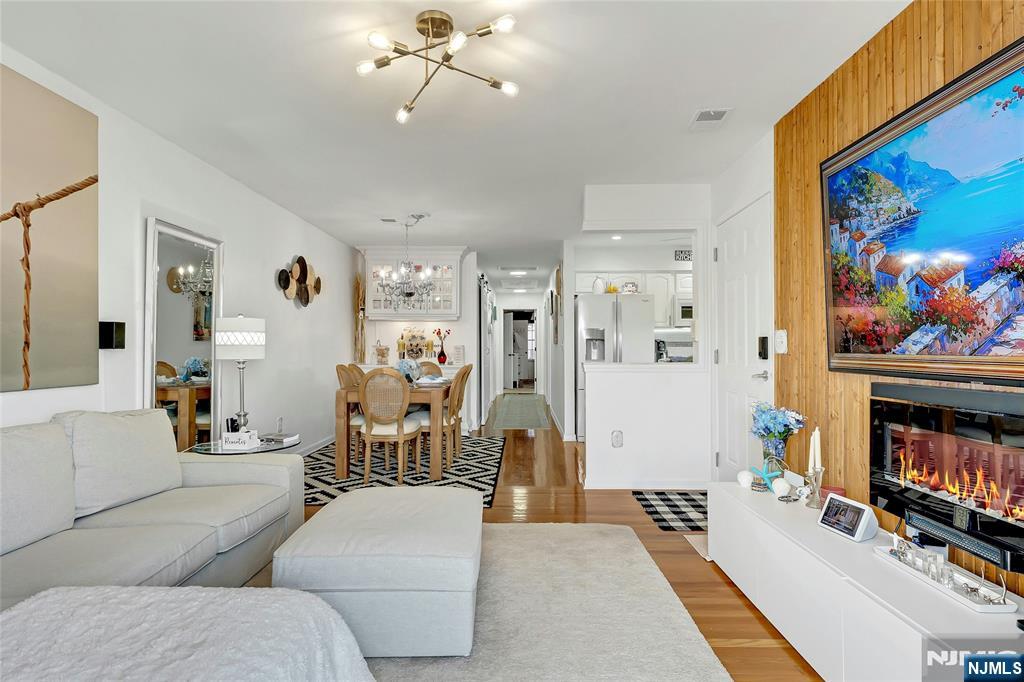 61 Sherman Avenue - Photo 3