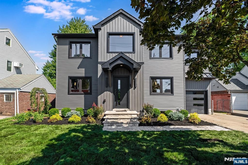17-19  Berdan Avenue , Fair Lawn, NJ, 07410