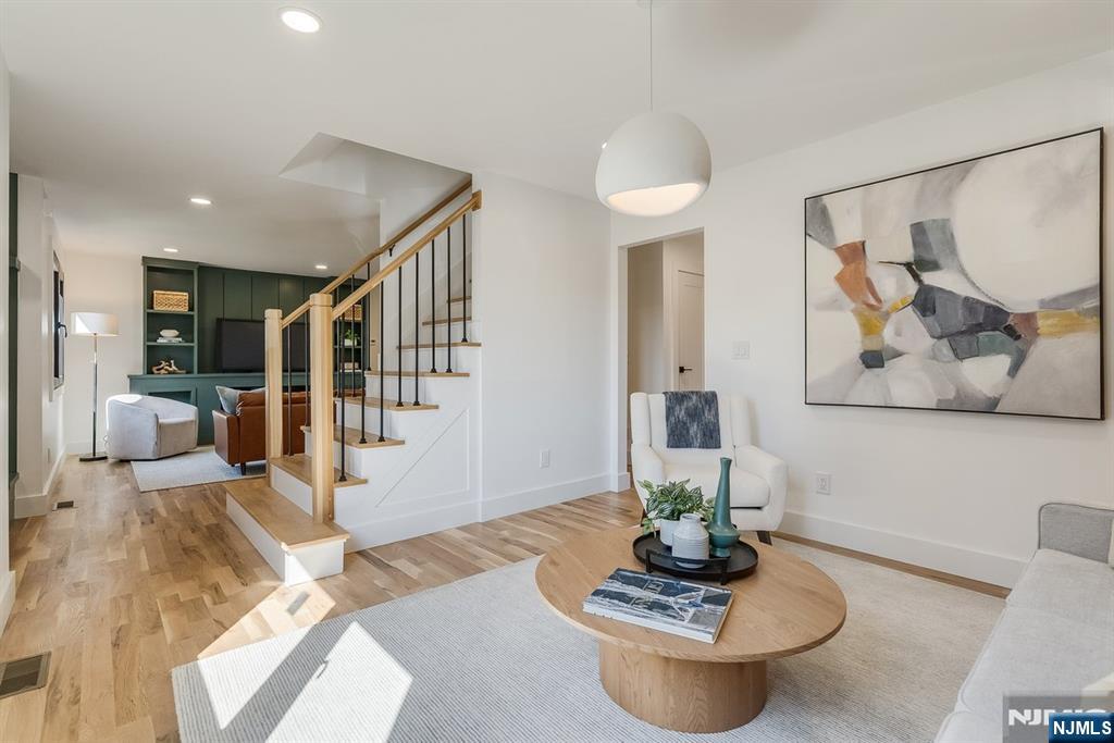 17-19 Berdan Avenue - Photo 4