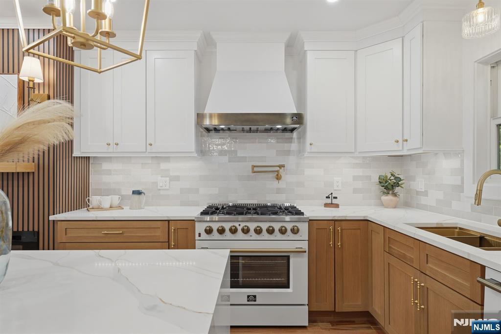 166 Lincoln Street - Photo 4