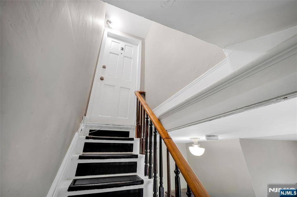 809 Park Avenue