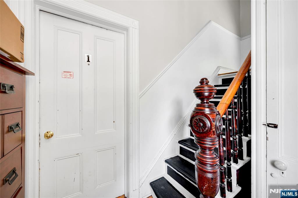 809 Park Avenue