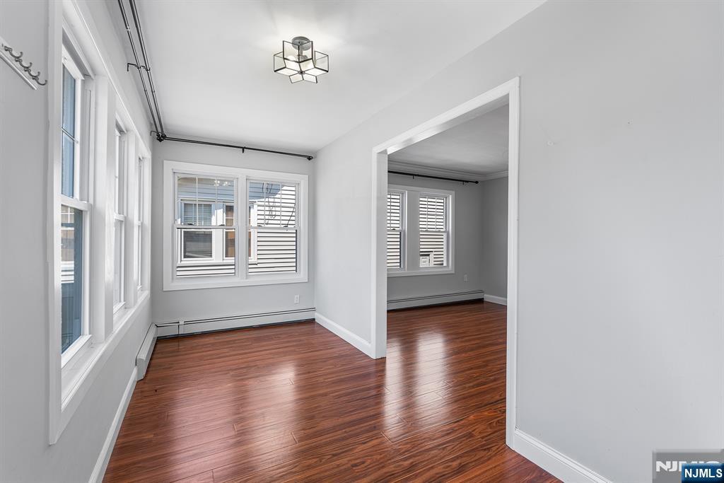 475 Nelson Avenue - Photo 5