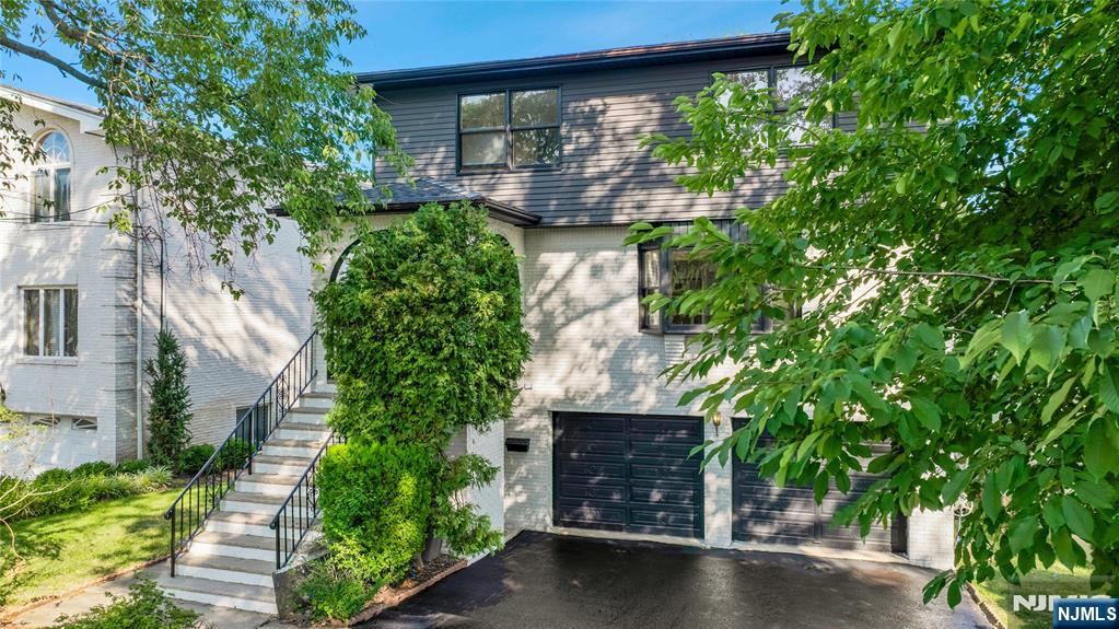 468 Morse Avenue - Photo 1