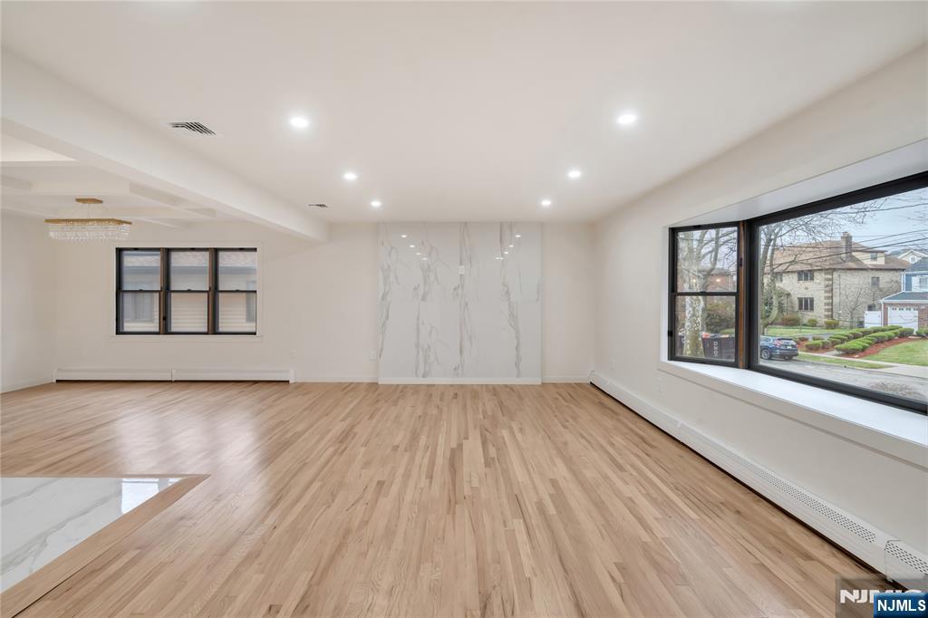 468 Morse Avenue - Photo 4