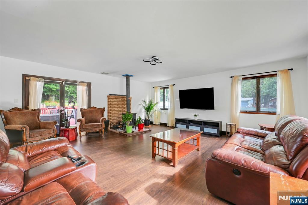 4th image of 380 Ringwood Ave, Wanaque, NJ 07465 | MLS# 26029436