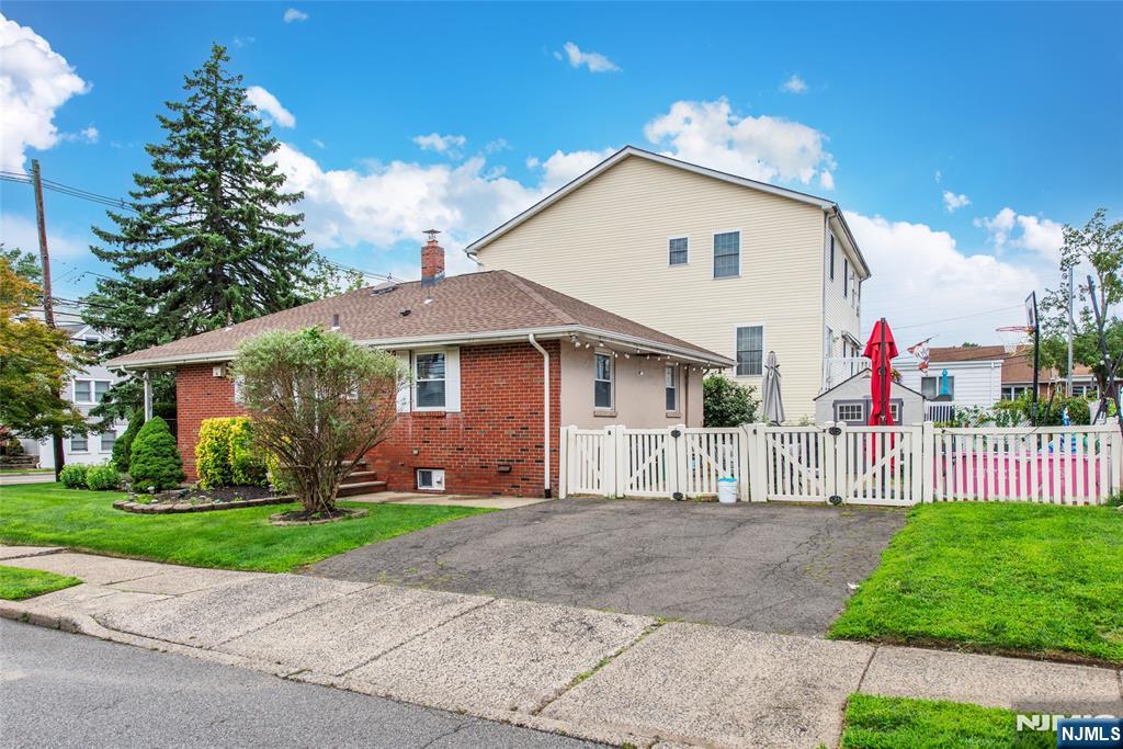 85 Bloomfield Avenue - Photo 5