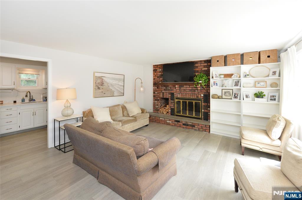 122 Strysko Avenue - Photo 4