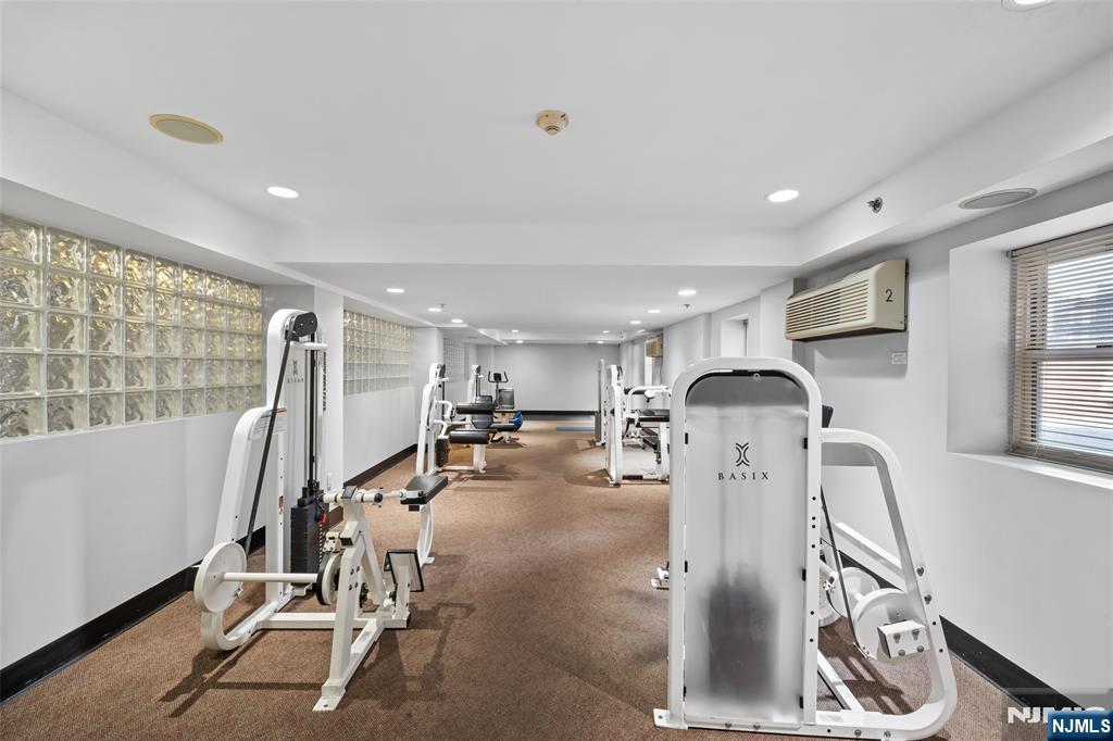 70 Munn Avenue #401