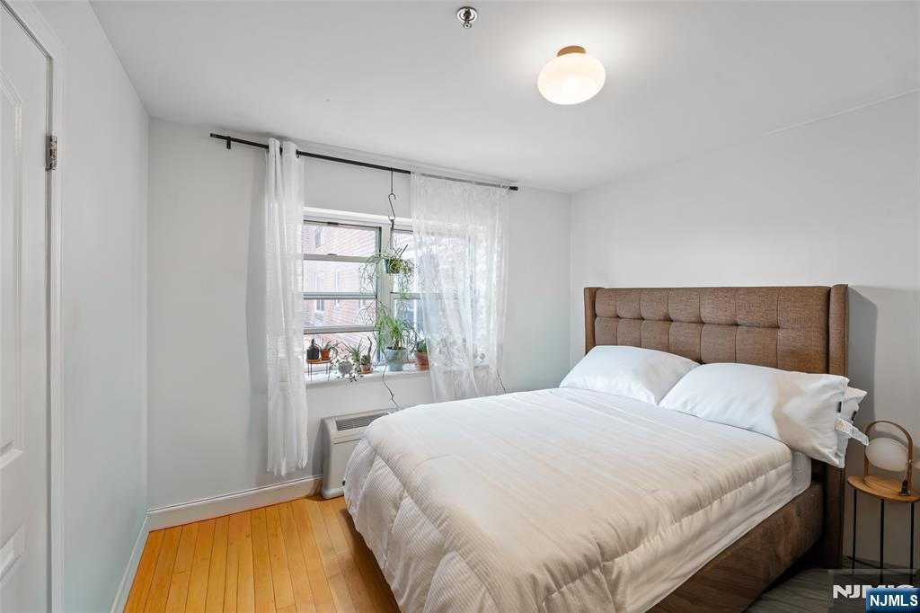 70 Munn Avenue #401