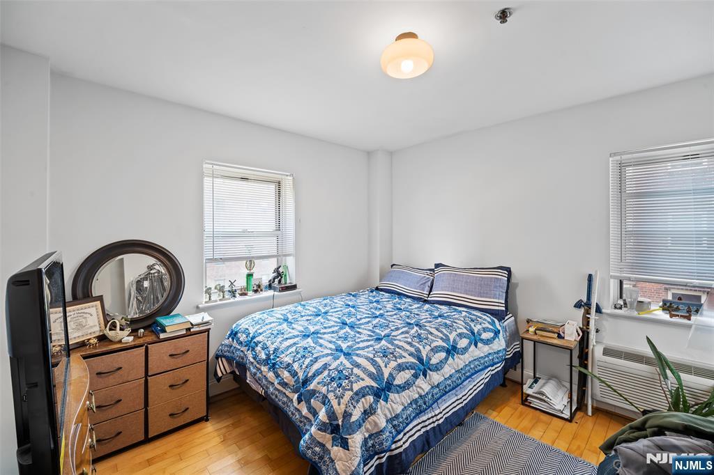 70 Munn Avenue #401