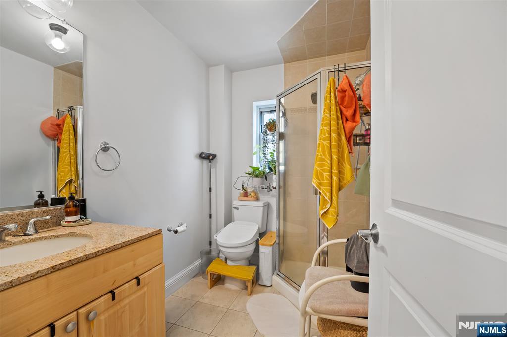 70 Munn Avenue #401