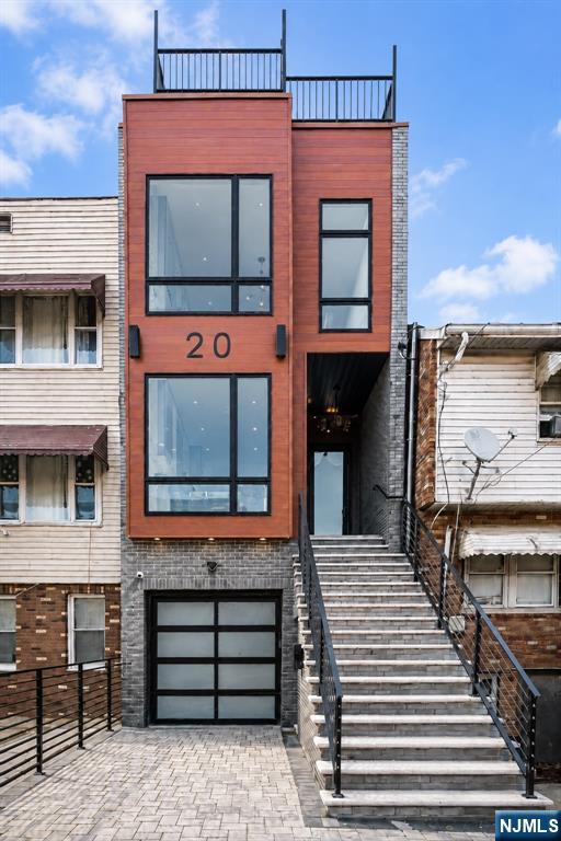 20 Van Nostrand 2 - Photo 2