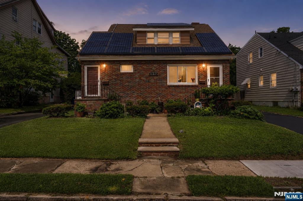127 Union Avenue - Photo 1