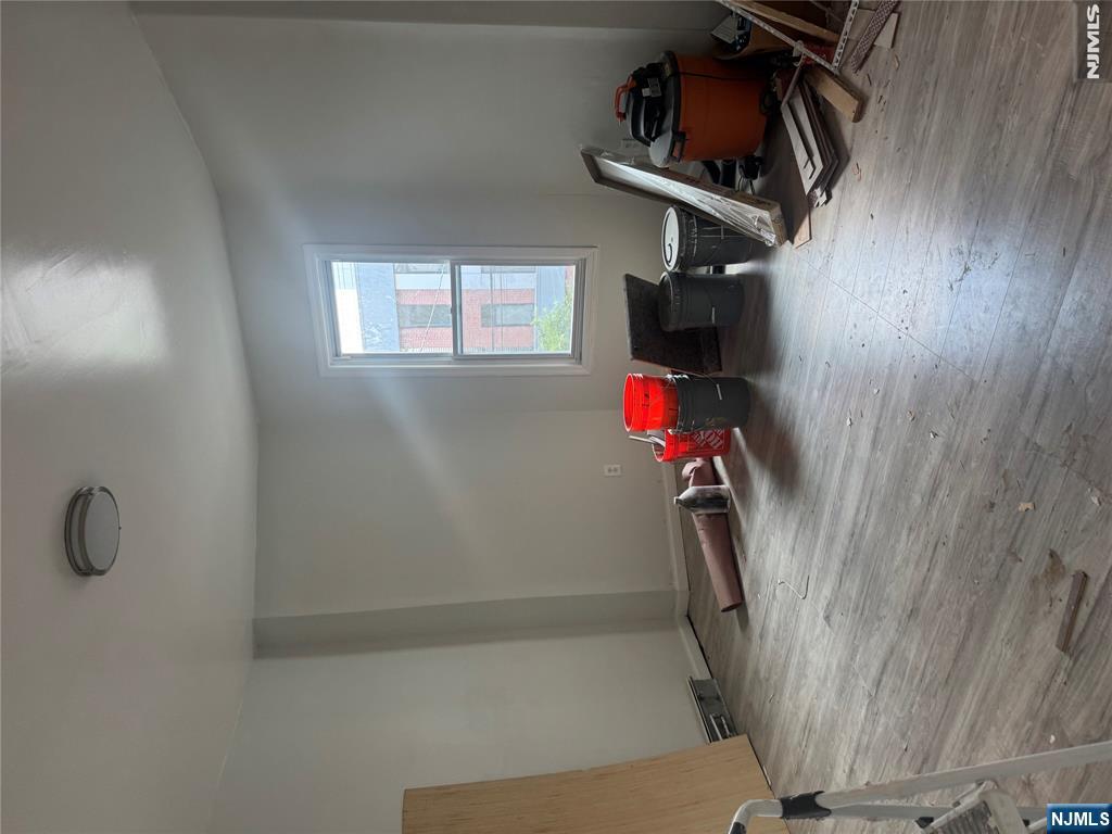 482 16th Street - Photo 3