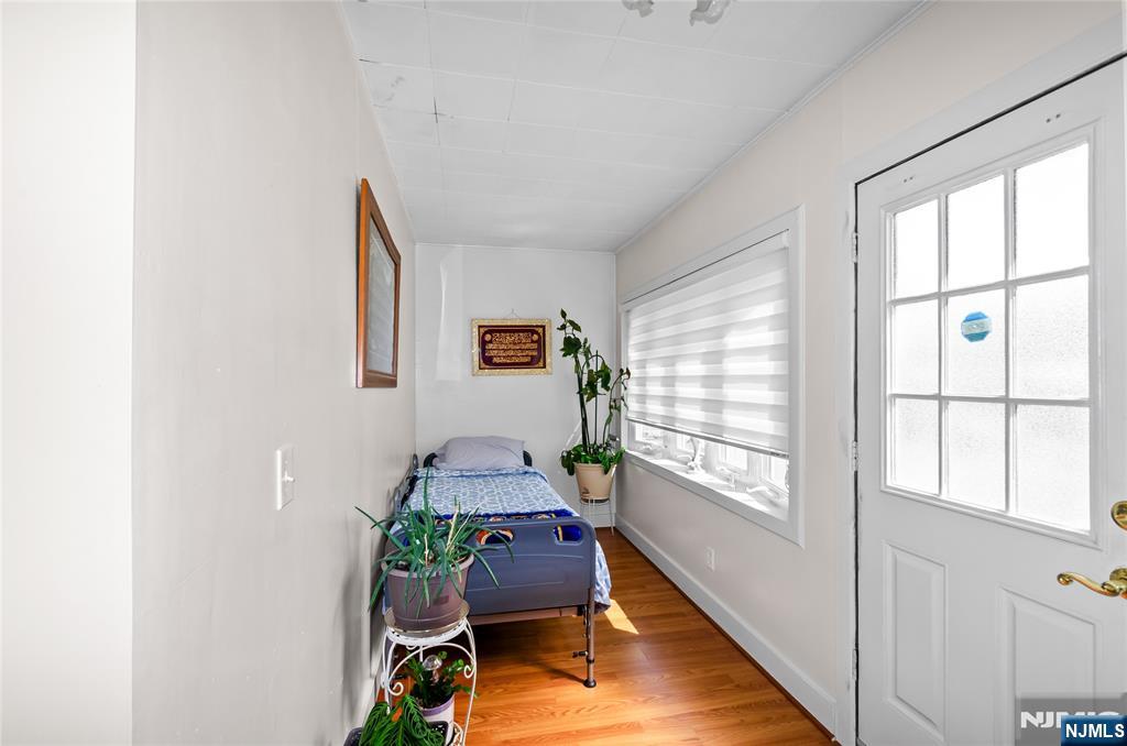 48 Cedarhurst - Photo 4
