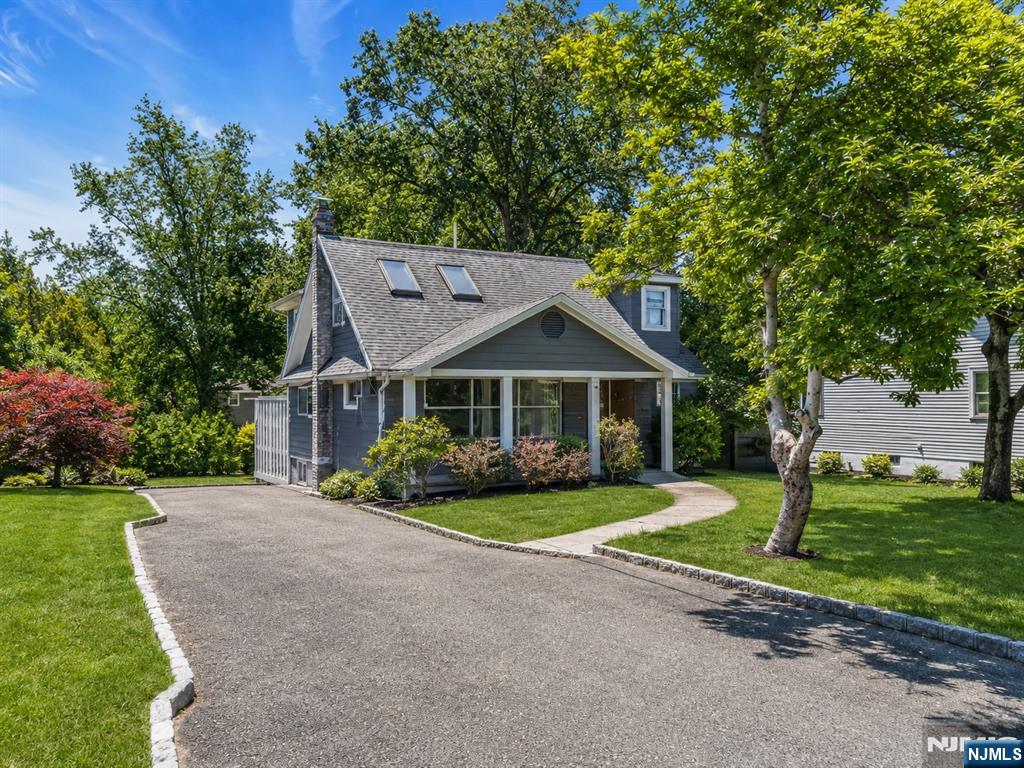 244 Westville Avenue - Photo 1