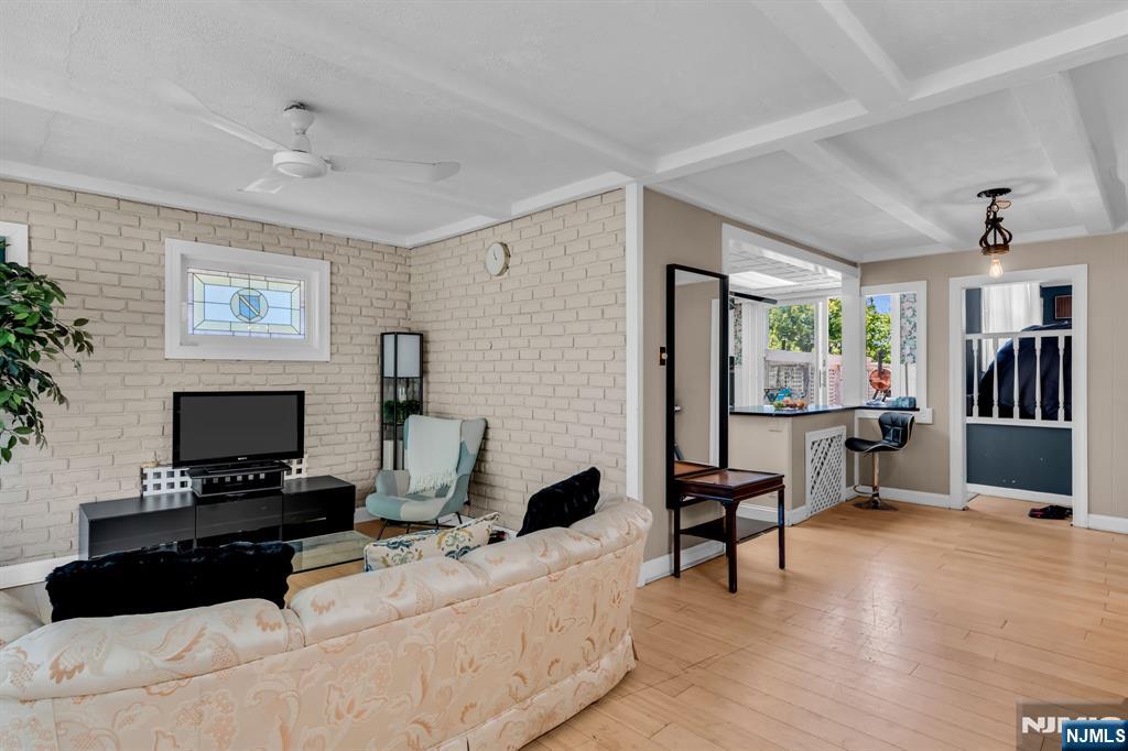 244 Westville Avenue - Photo 4