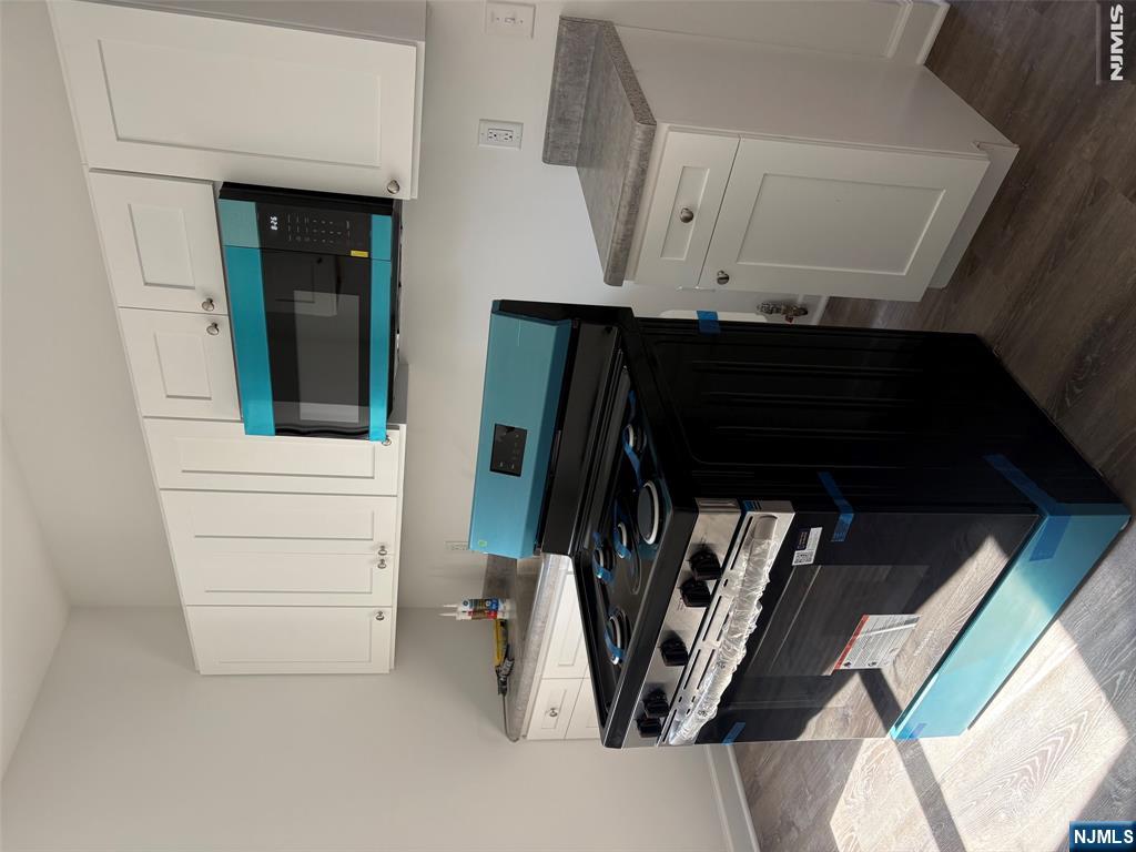 125 Bergen Avenue 123 - Photo 2
