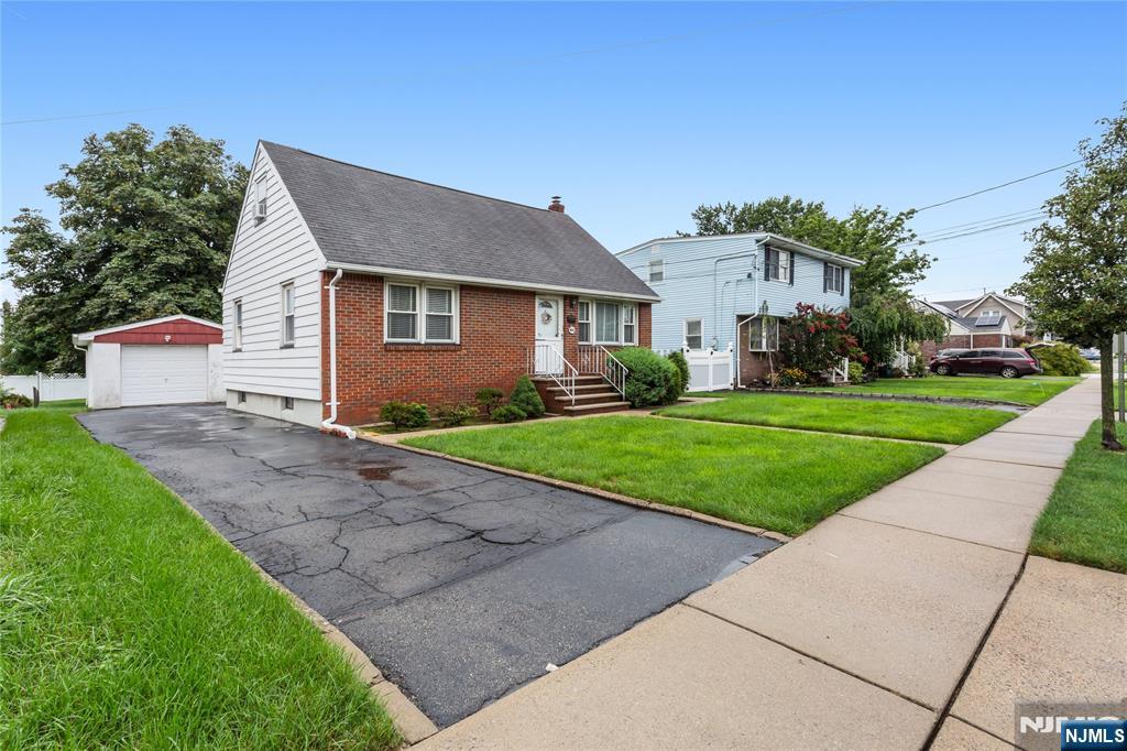 464 Boulevard - Photo 2