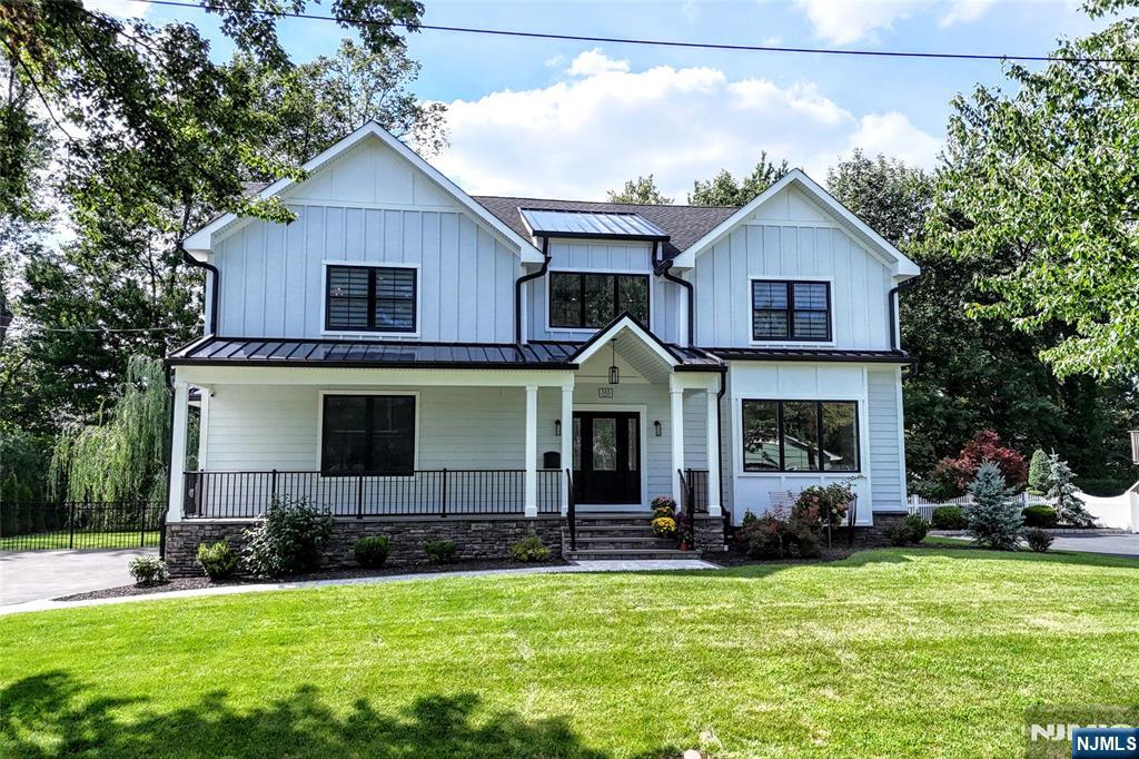 515 Hobart Road - Photo 1