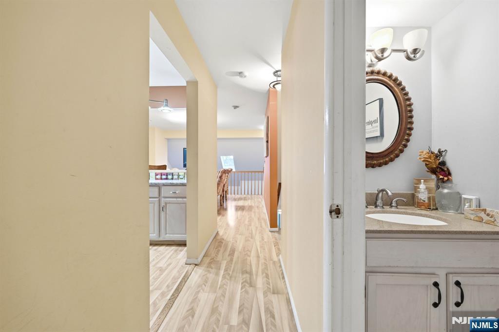 48 Beacon Hill Road D - Photo 3