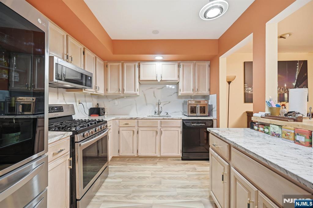 48 Beacon Hill Road D - Photo 5